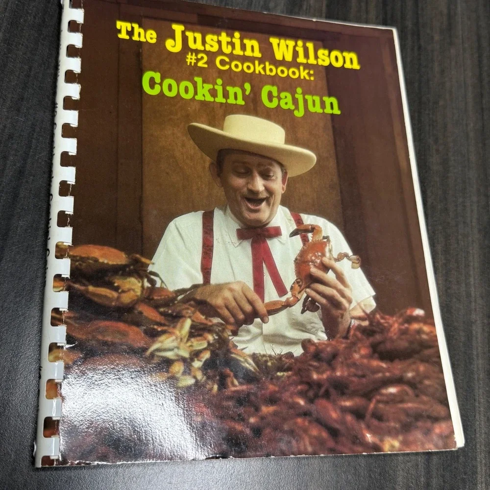 Justin Wilson Cookbook‎ #2 Cookin' Cajun Spiral Bound Recipe Book